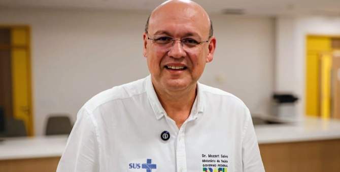 Secretário de Atenção Especializada à Saúde, do Ministério da Saúde, Mozart Sales, visita o Hospital da FAP